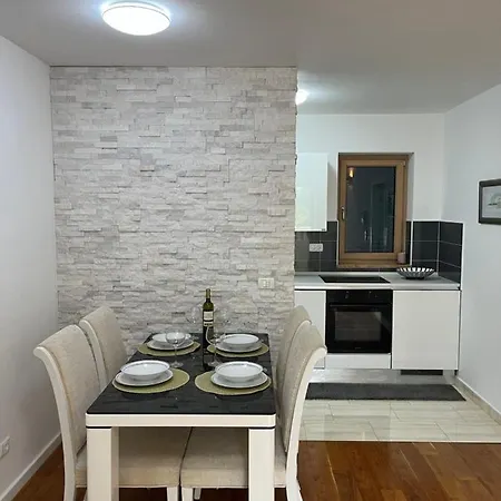 Appartement Ambasador Makarska